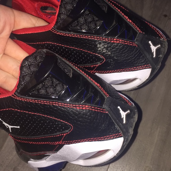 Blue/Red/Black Jordan’s Size: 6Y - Picture 4 of 4